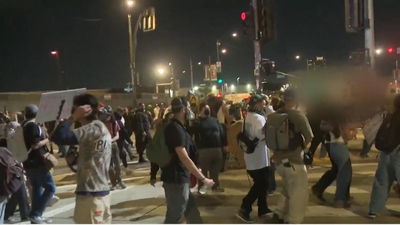 CBS Saturday Morning : Immigration crackdown protests continue'