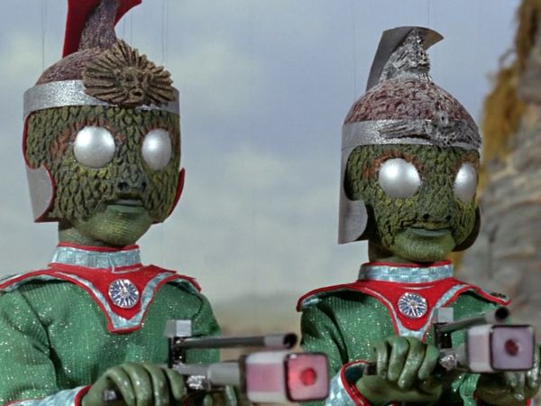 Thunderbirds - The Uninvited