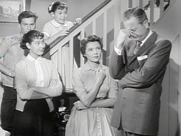 Father Knows Best - Margaret Hires A Gardener