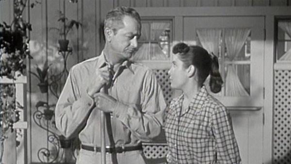 Father Knows Best - Family Dines Out