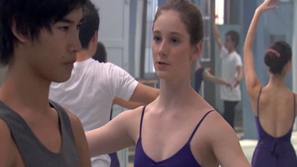 Dance Academy - Behind Barres