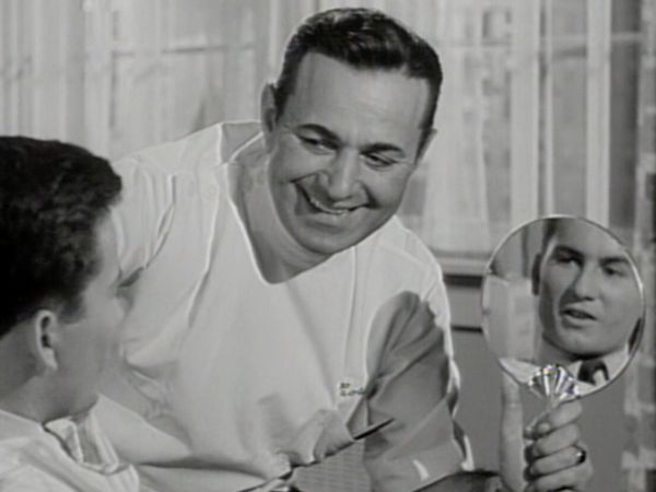 Father Knows Best - Bud Lives It Up
