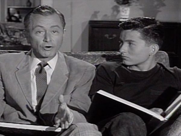 Father Knows Best - Mr. Beal Meets His Match