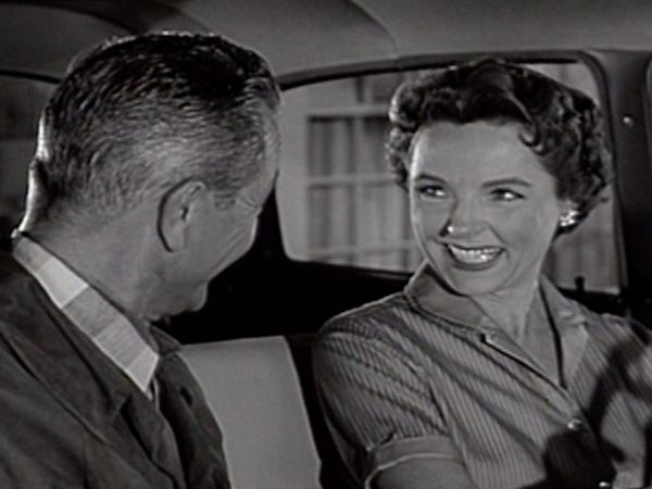 Father Knows Best - Margaret Learns To Drive