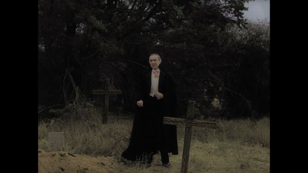RiffTrax - Plan 9 From Outer Space