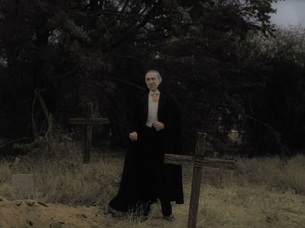 RiffTrax - Plan 9 From Outer Space