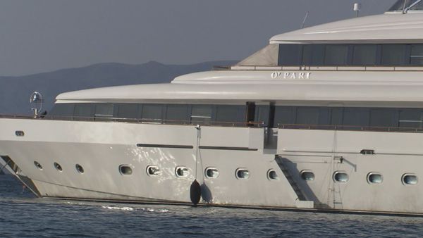 Laura McKenzie's Traveler - Mega Yacht Escapes