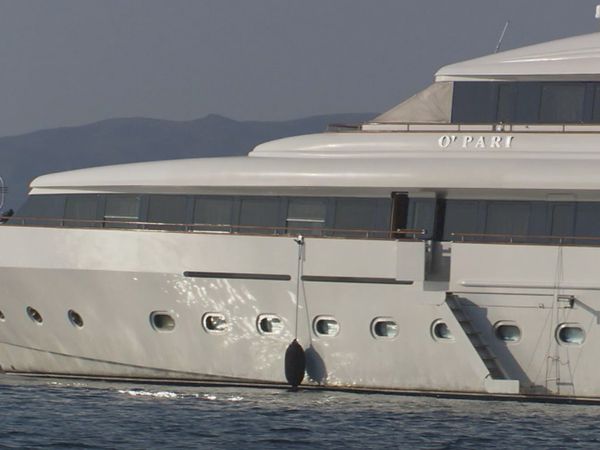 Laura McKenzie's Traveler - Mega Yacht Escapes