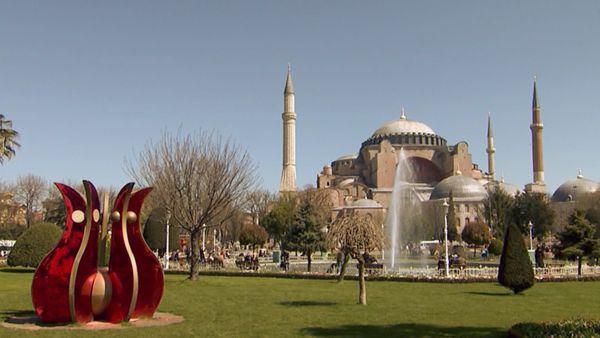 Laura McKenzie's Traveler - Istanbul, Turkey; Prague, Czech Republic; Bucharest, Romania