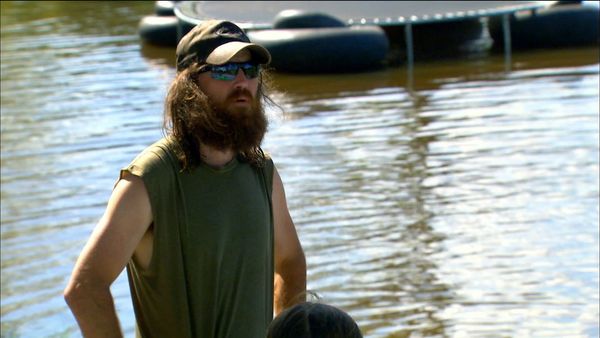 Duck Dynasty - Sweatin' Bullets
