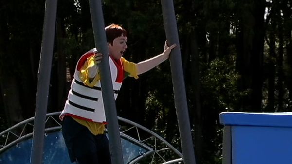 Total Wipeout UK - Episode 10