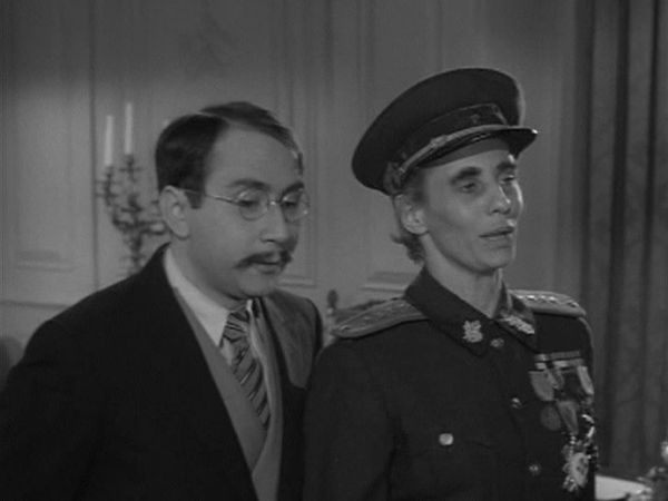 Car 54, Where Are You? - Toody and Muldoon Meet the Russians