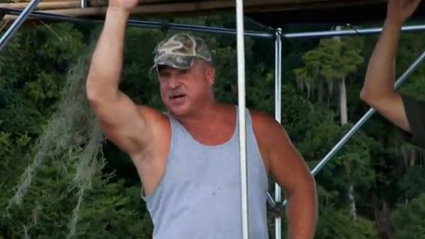 Ax Men - Log Runners