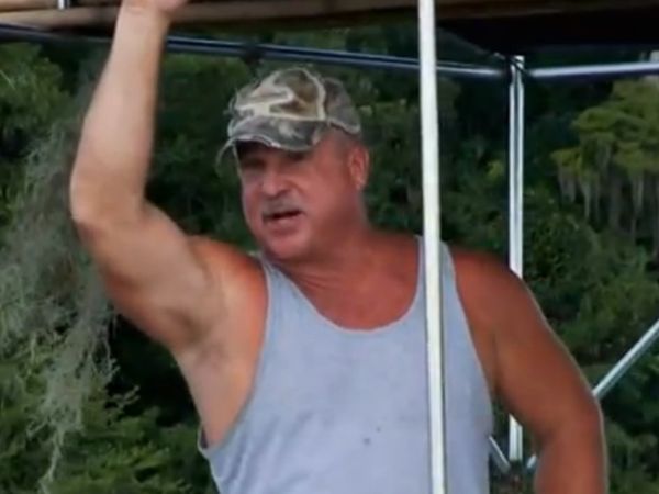 Ax Men - Log Runners