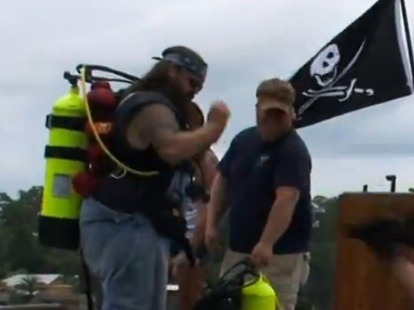 Ax Men - All Hands on Deck