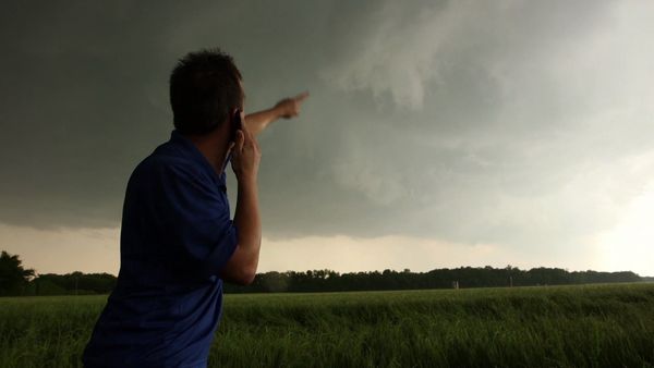 Tornado Chasers - Warning: Part 1