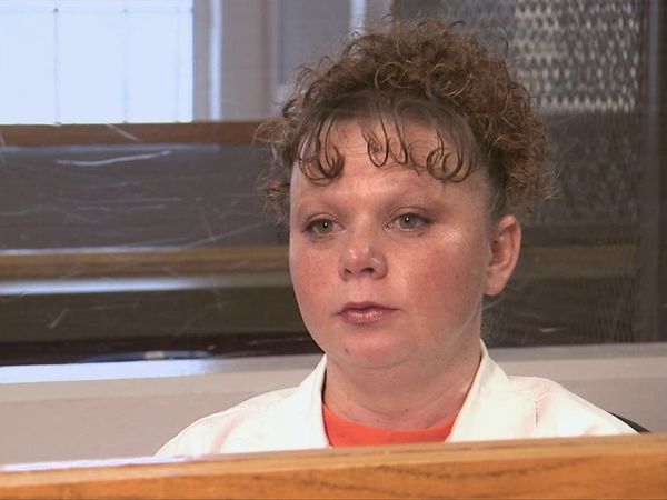 Women Behind Bars - Patricia and Willie