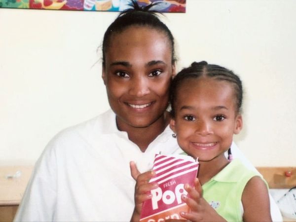 Women Behind Bars - Dolly Mae and Shaniqua
