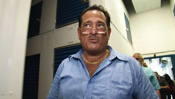 Storage Wars: New York - Bid Master Funk