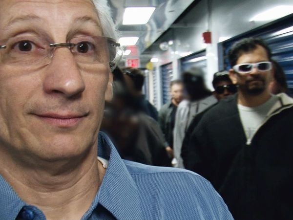 Storage Wars: New York - Legends of the Fog