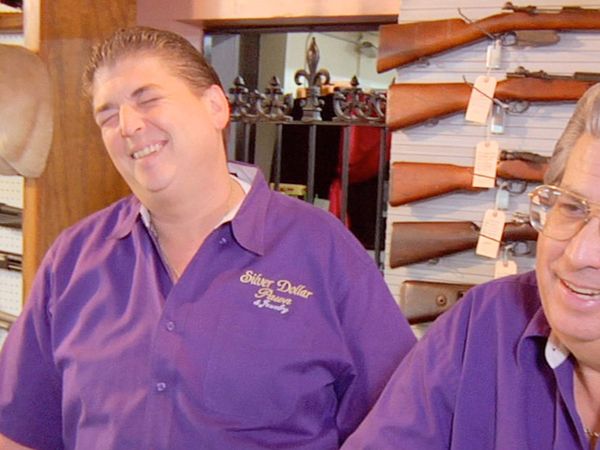 Cajun Pawn Stars - The King and His Crown