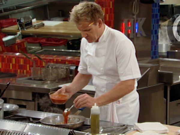 Hell's Kitchen - 5 Chefs Compete
