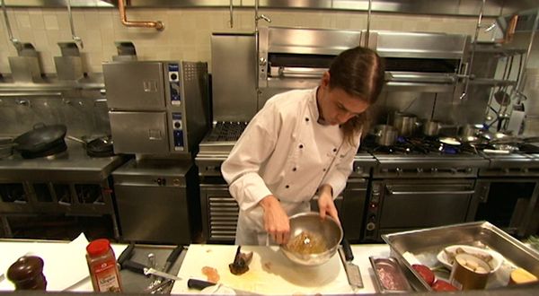 Hell's Kitchen - 2 Chefs Compete (Part One)