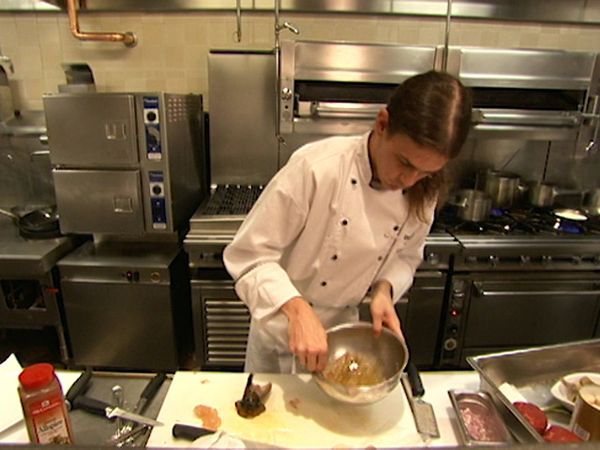 Hell's Kitchen - 2 Chefs Compete (Part One)
