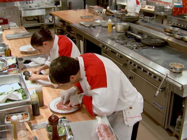 Hell's Kitchen - 7 Chefs Compete