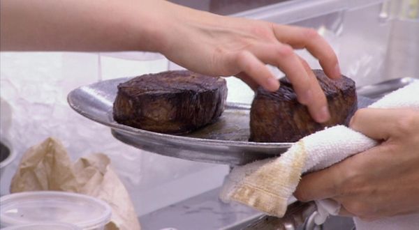 Hell's Kitchen - 2 Chefs Compete (Part One)