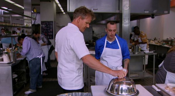 Hell's Kitchen - 18 Chefs Compete