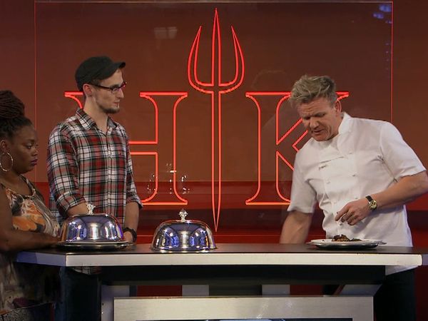 Hell's Kitchen - 18 Chefs Compete