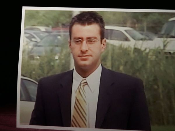 Forensic Files - Family Ties