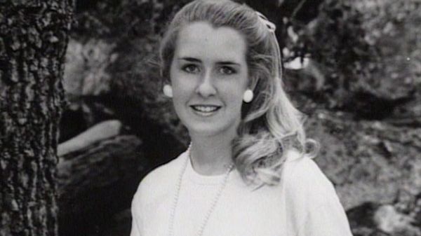 Unsolved Mysteries with Robert Stack - Episode: 21