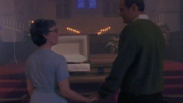 Unsolved Mysteries with Robert Stack - Episode: 6