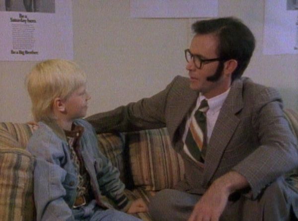 Unsolved Mysteries with Robert Stack - Episode: 13
