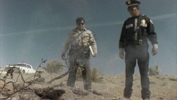 Unsolved Mysteries with Robert Stack - Episode: 4