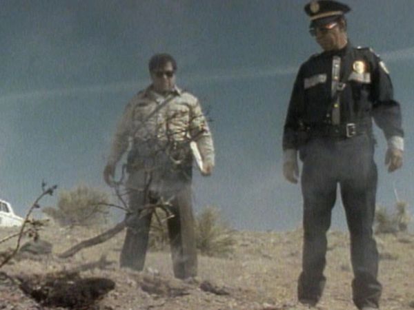 Unsolved Mysteries with Robert Stack - Episode: 4