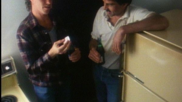 Unsolved Mysteries with Robert Stack - Episode: 14