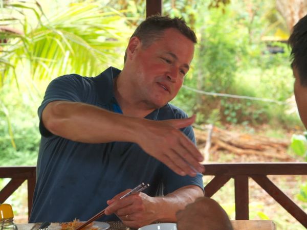 Ocean Treks With Jeff Corwin - Sitka: Talons, Tails and Fins