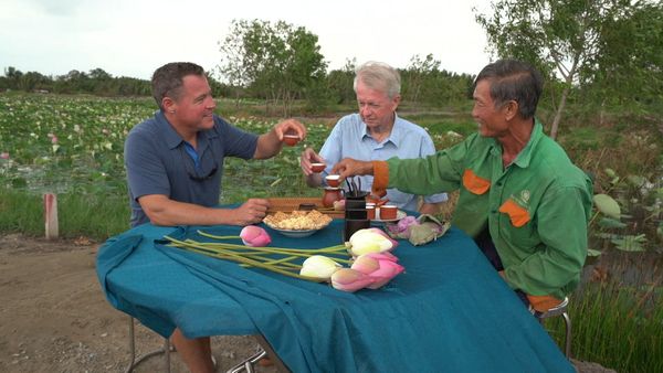 Ocean Treks With Jeff Corwin - Ho Chi Minh City: Viet-Yum