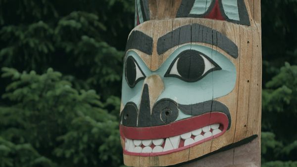 Ocean Treks With Jeff Corwin - Ketchikan: The Alaskan Wild