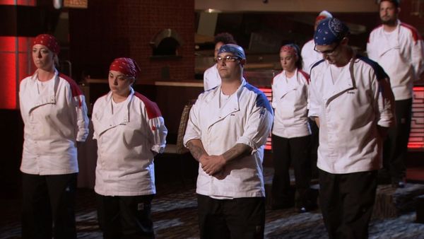 Hell's Kitchen - 12 Chefs Compete