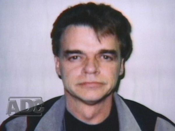 America's Dumbest Criminals - Not-So-Clean Getaway