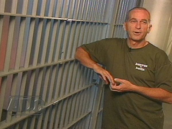 America's Dumbest Criminals - Invasion of Privacy