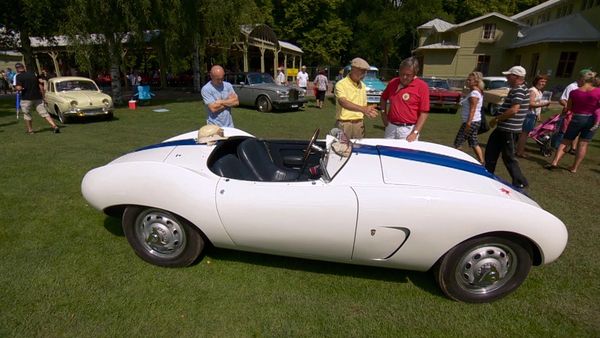 My Classic Car - Sweden's Nostalgia Festival; Car Stereos (Custom Autosound)
