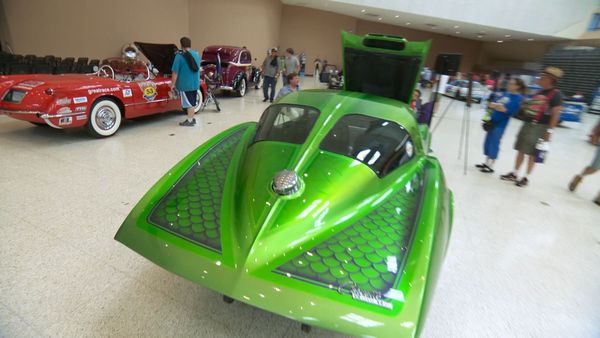 My Classic Car - Blacktop Nationals Modern Tunes for Classics (Custom Autosound)