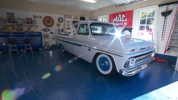 My Classic Car - Truckin' in the Music City
