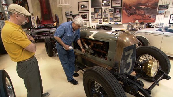 My Classic Car - Jay Leno's Room of the Giants