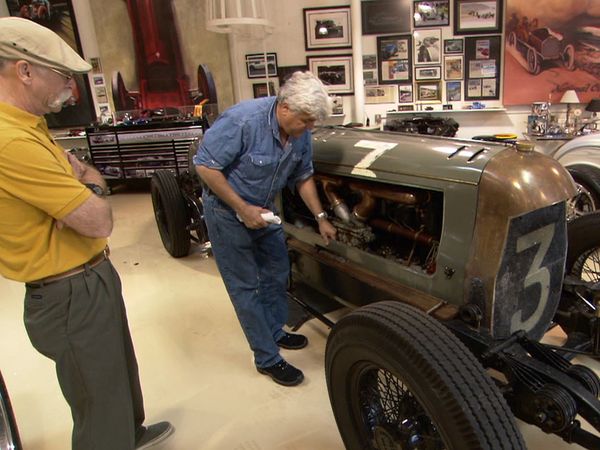 My Classic Car - Jay Leno's Room of the Giants